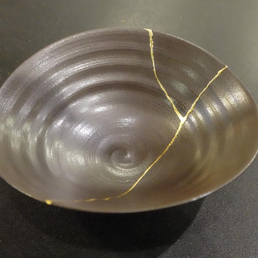 《しつらえ》水月　小付　金継ぎ(黒)