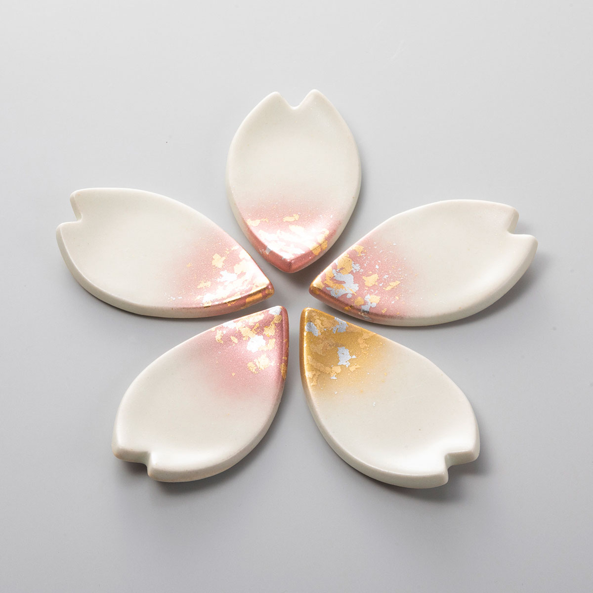 桜はなびら箸置き 金沢金箔の箔一オンラインショップ Hakuichi Style