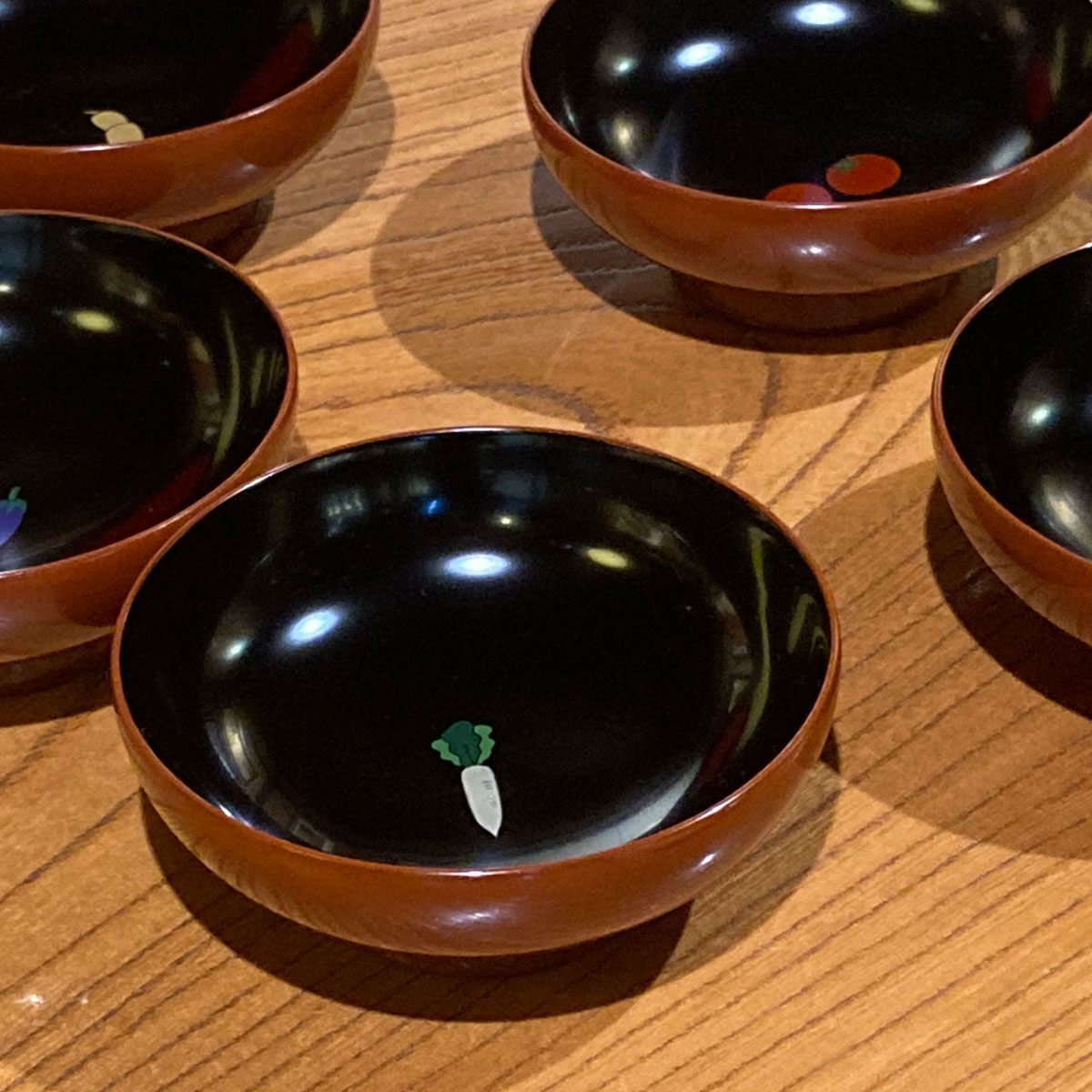 《しつらえ》小皿　吉祥(野菜)　5皿揃 (田谷漆器店)