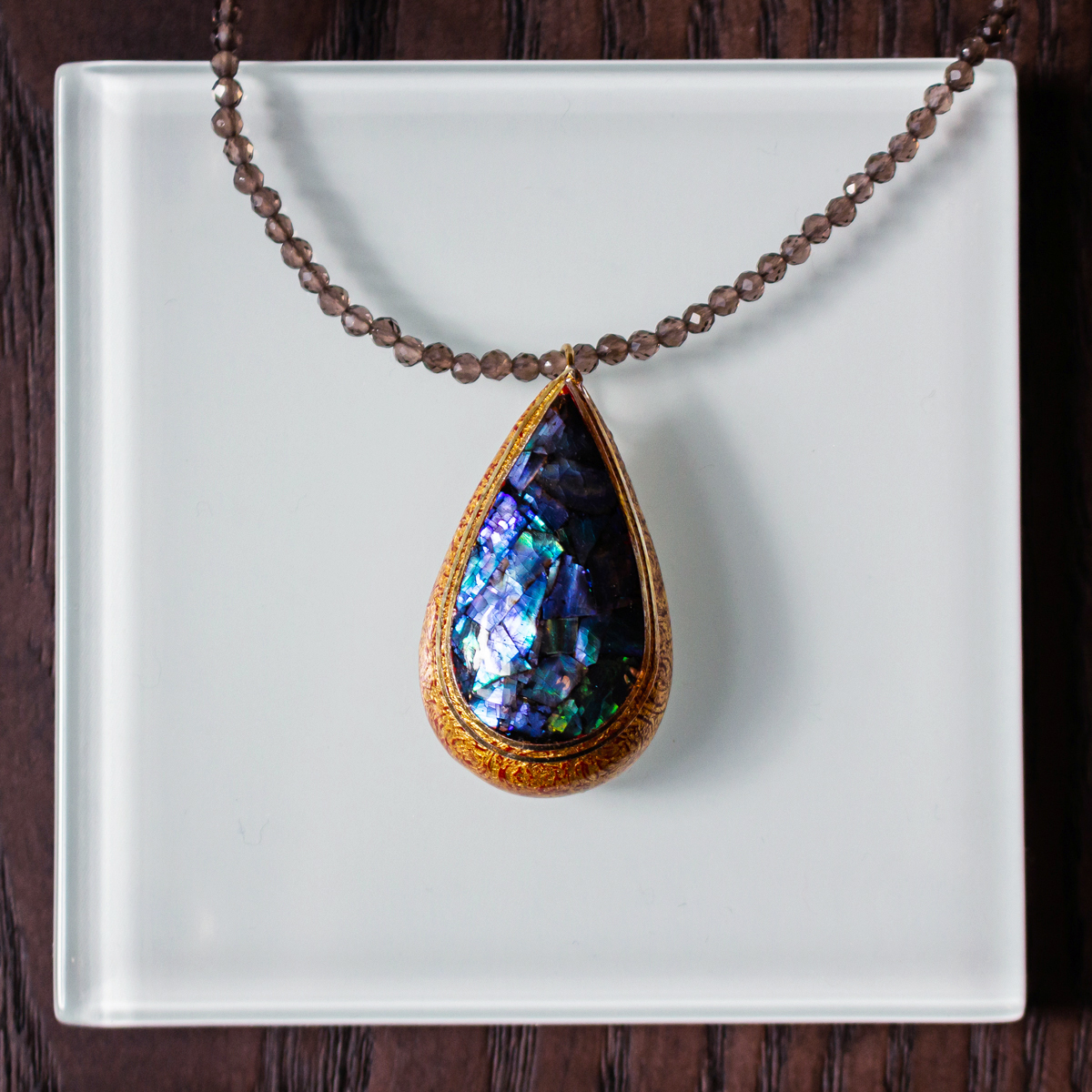 《しつらえ》 螺鈿金箔ペンダント